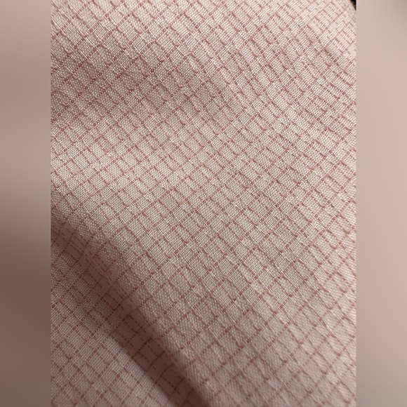 Tommy Bahama Pink Check Cotton LS Button Down Shirt NWOT - Picture 3 of 5